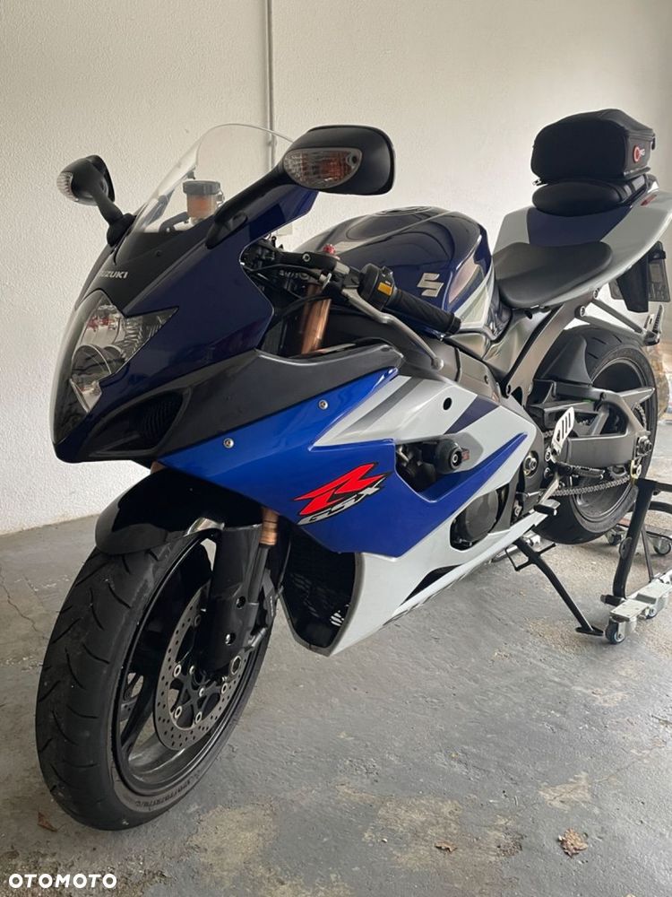 Suzuki GSX-R - 4