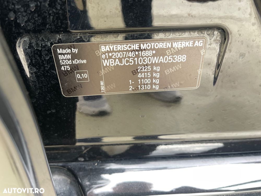 BMW Seria 5 520d xDrive AT - 40