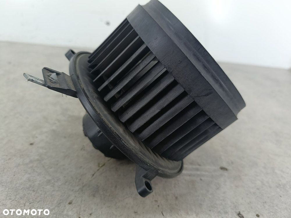 WENTYLATOR NAWIEWU, DMUCHAWA DODGE GRAND CARAVAN 0701132570 AY272700-5190 - 3