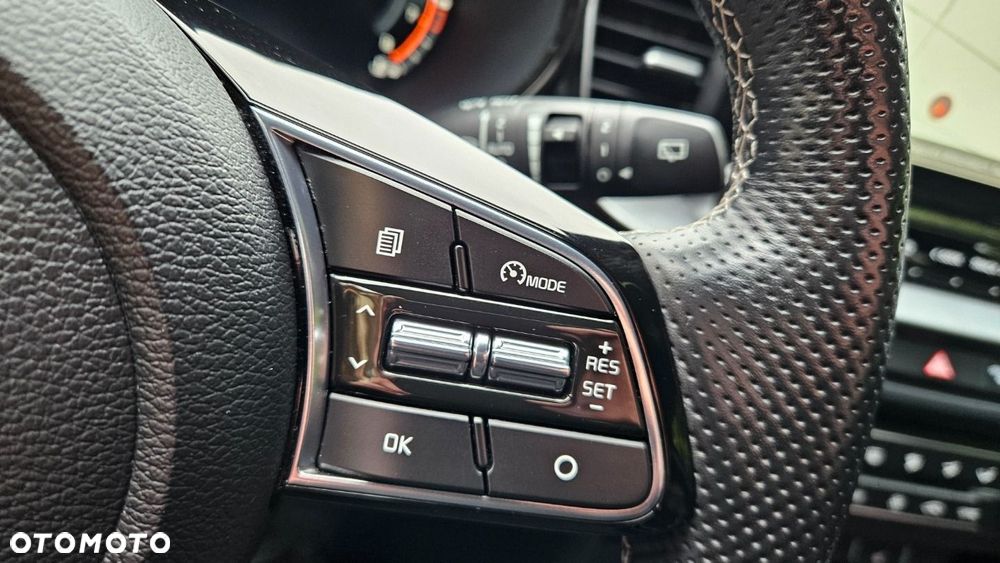 Kia ProCeed 1.4 T-GDI OPF GT LINE - 28