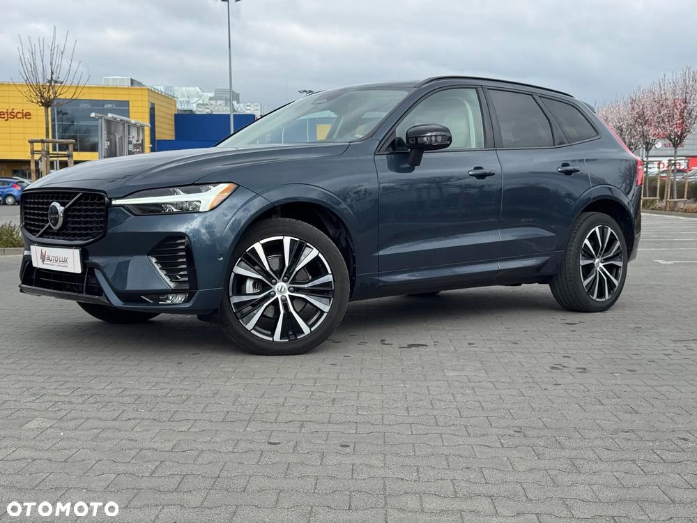 Volvo XC 60 B5 D AWD Plus Dark - 5