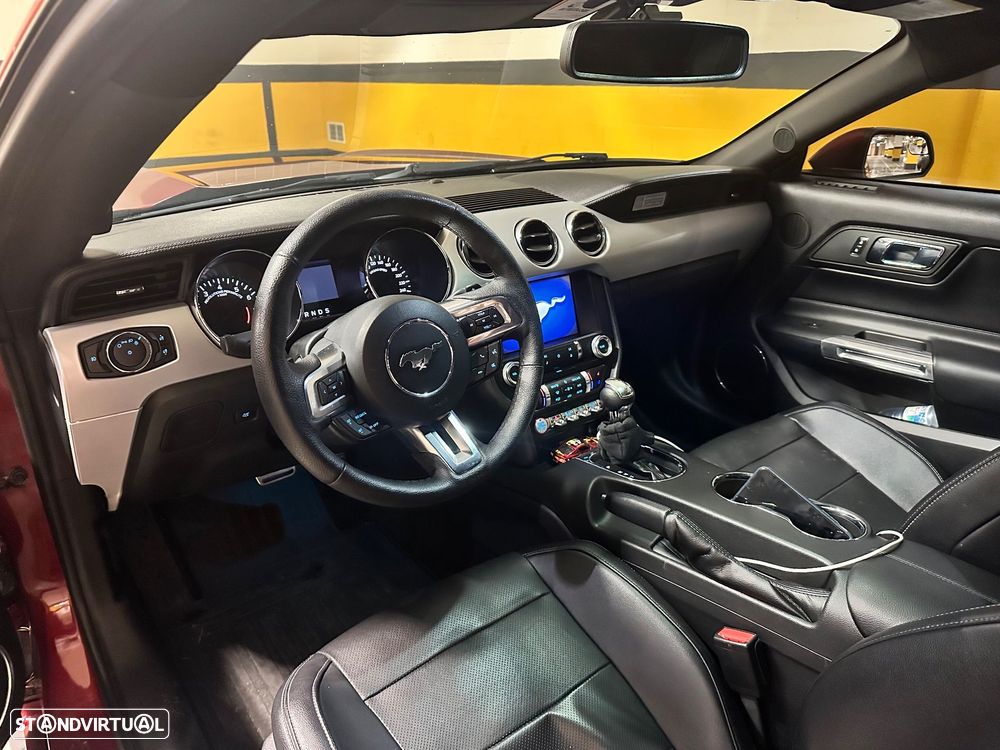 Ford Mustang 2.3 Eco Boost Aut. - 6