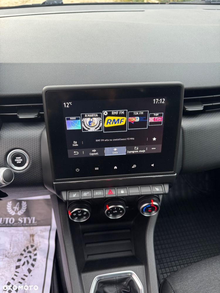 Renault Clio TCe 100 INTENS - 28