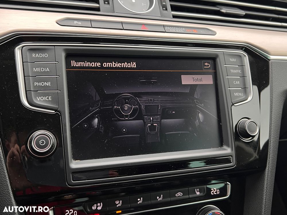 Volkswagen Passat 2.0 TDI BlueMotion Technology Highline - 12