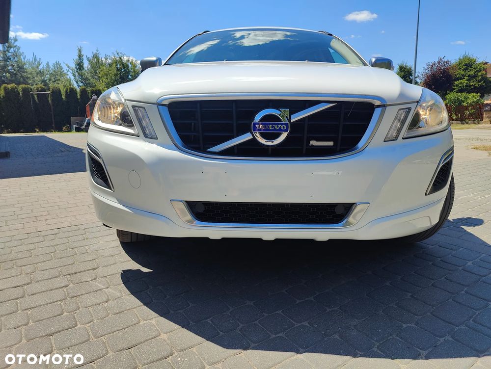 Volvo XC 60 D5 AWD R-Design - 14