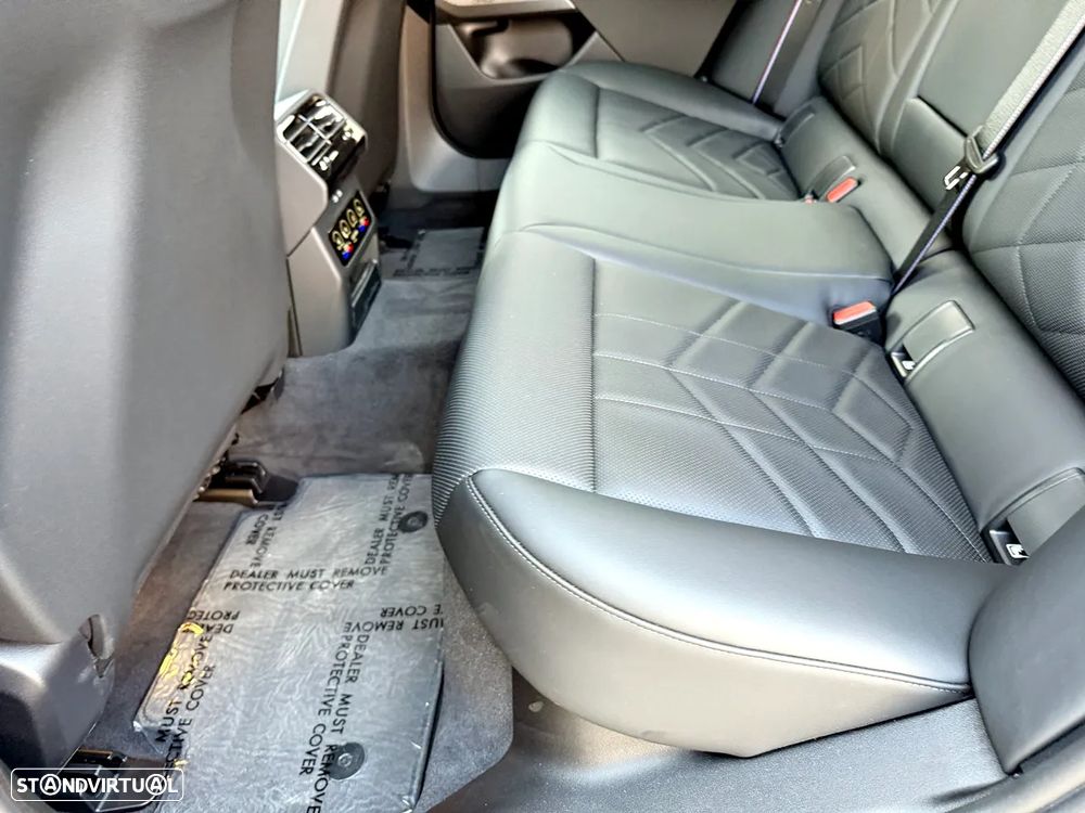 BMW 530 e Pack Desportivo M Pro - 32