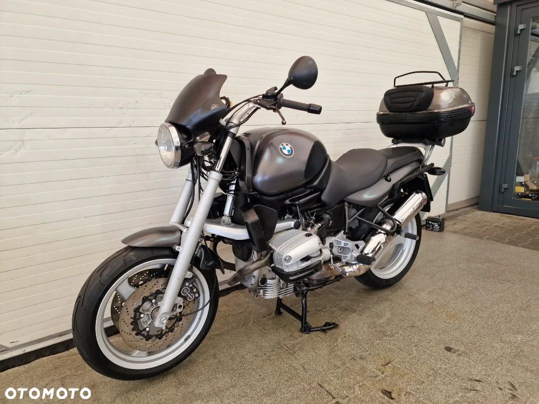 BMW R - 1
