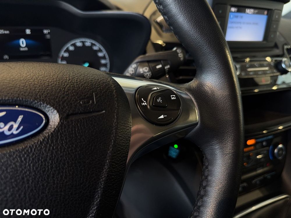 Ford Tourneo Connect - 17