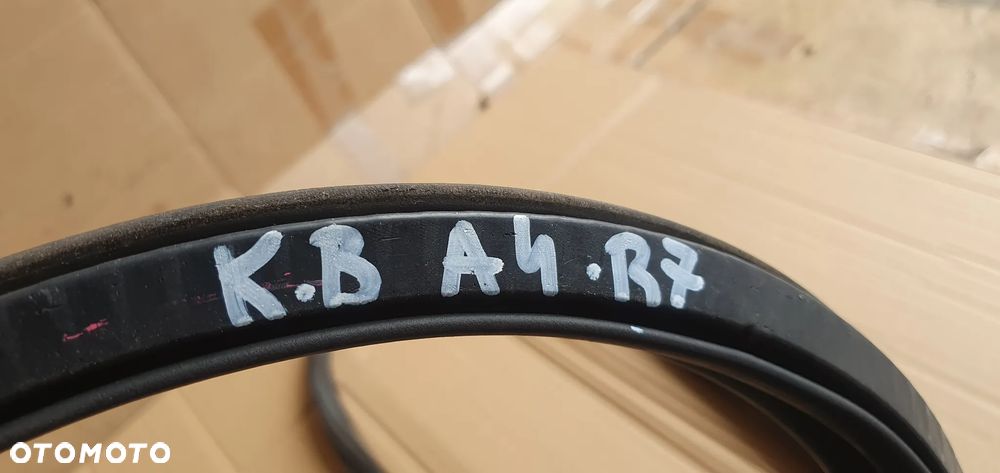 Uszczelka klapy bagażnika Audi A4 B7 Kombi 8E9827705P - 7