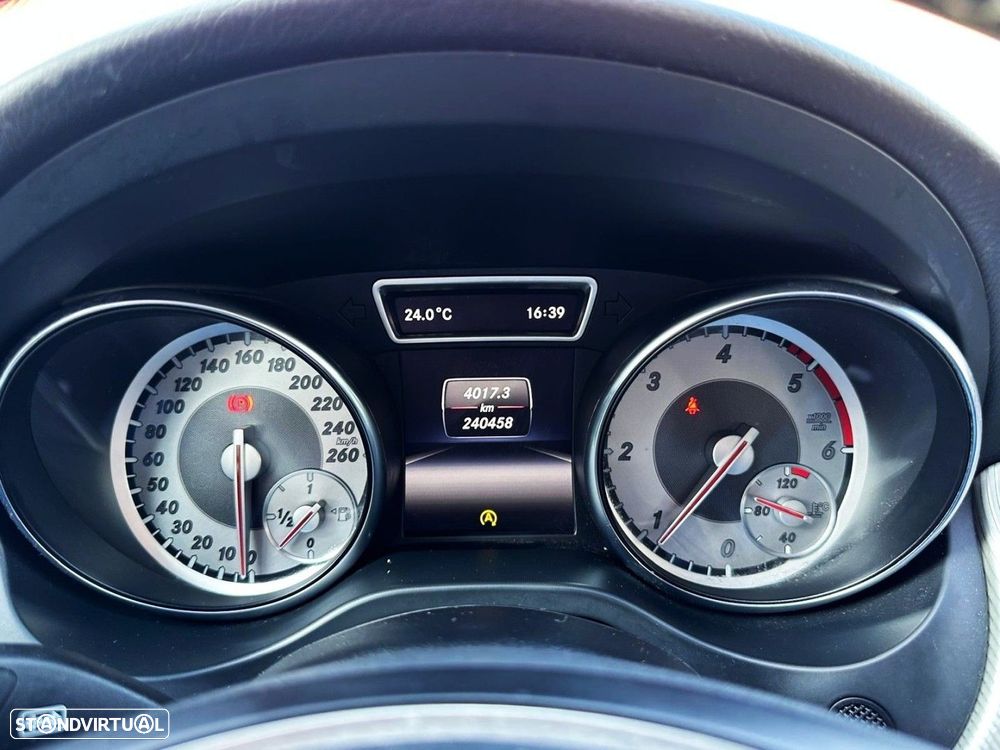 Mercedes-Benz CLA 180 CDi Urban - 30