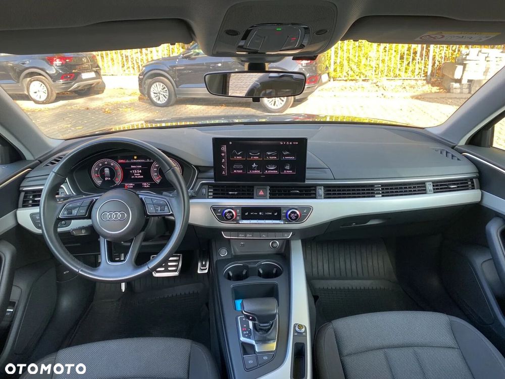 Audi A4 Avant 35 TFSI mHEV Advanced S tronic - 16