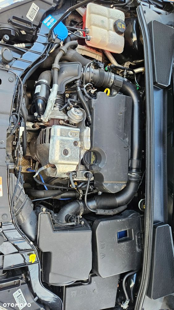 Ford Focus 1.0 EcoBoost Titanium - 16