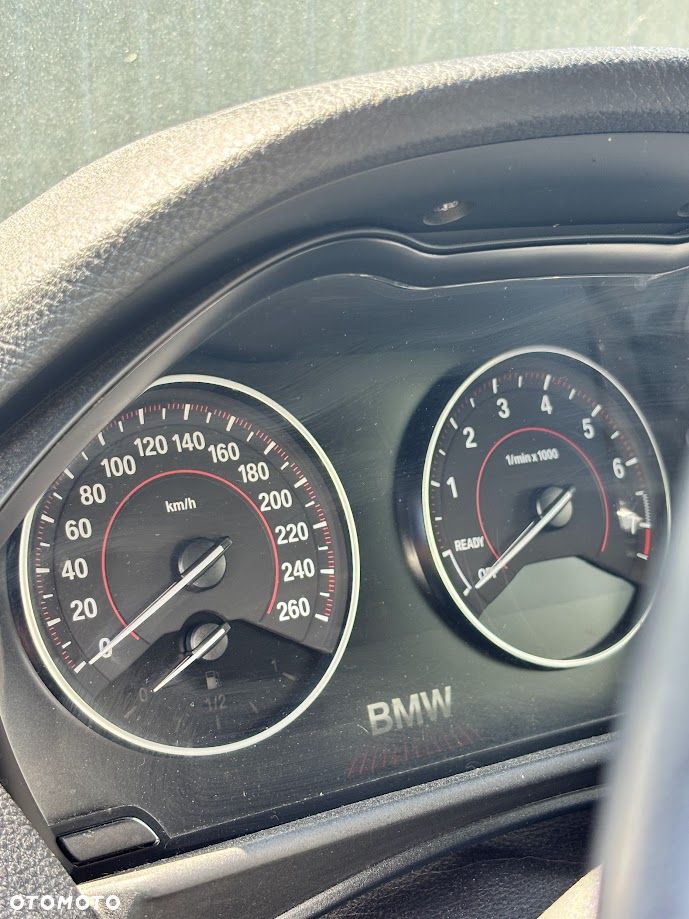 BMW Seria 2 220i M Sport - 9