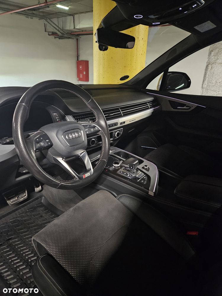 Audi Q7 - 9