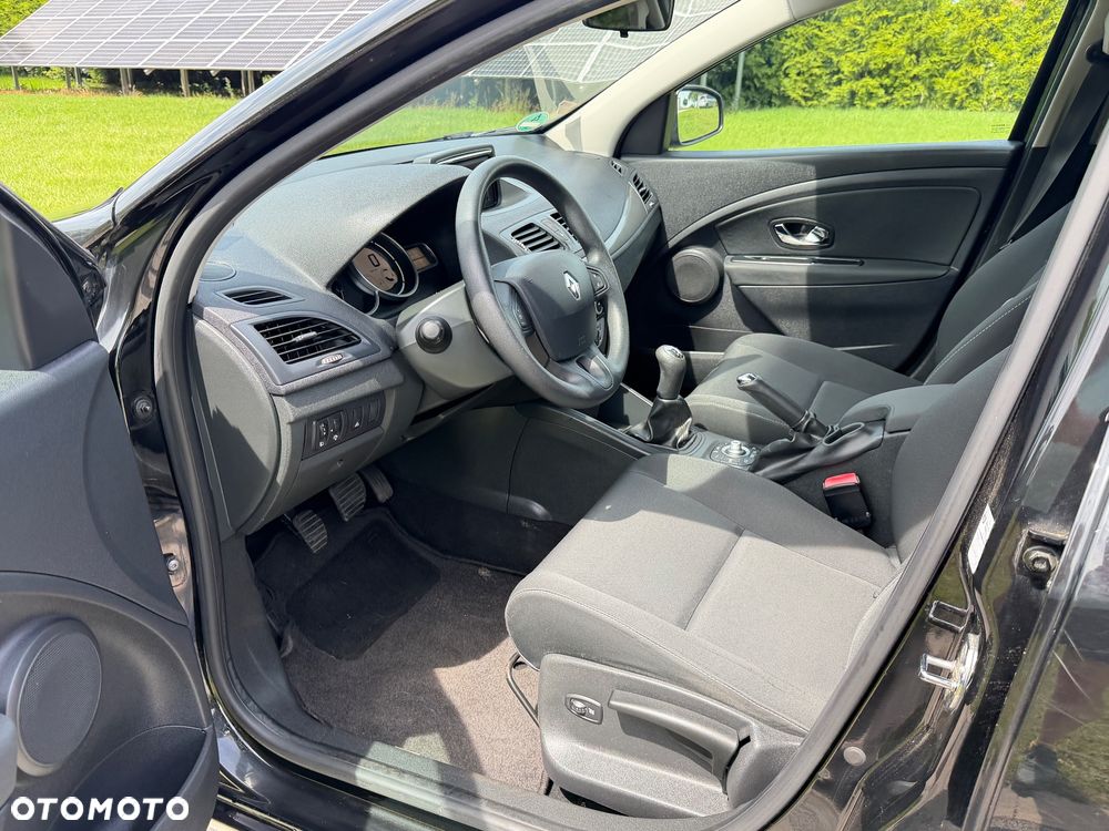 Renault Megane 1.6 16V Style Edition - 5