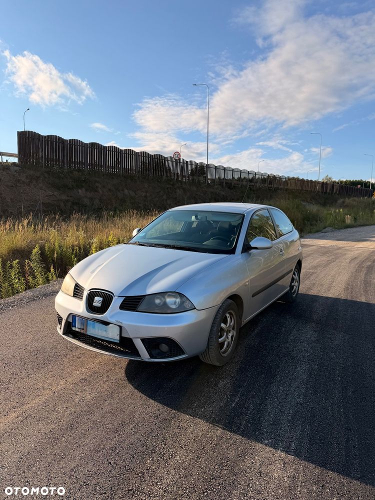 Seat Ibiza SC 1.4 16V Sport - 1