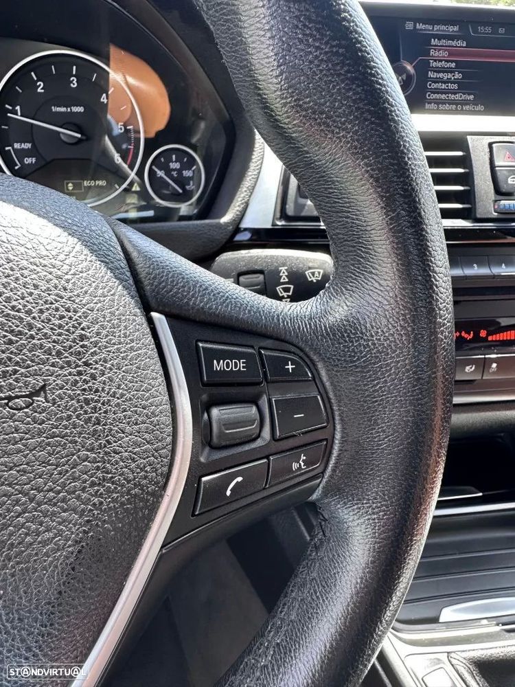 BMW 320 d Luxury Line - 42