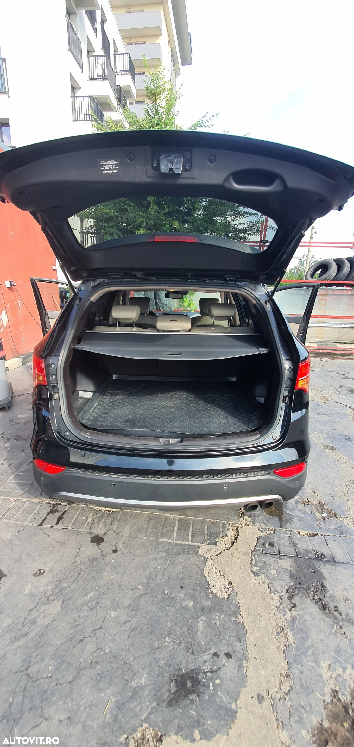 Hyundai Santa Fe 2.2 CRDi 4WD Automatik Premium - 17