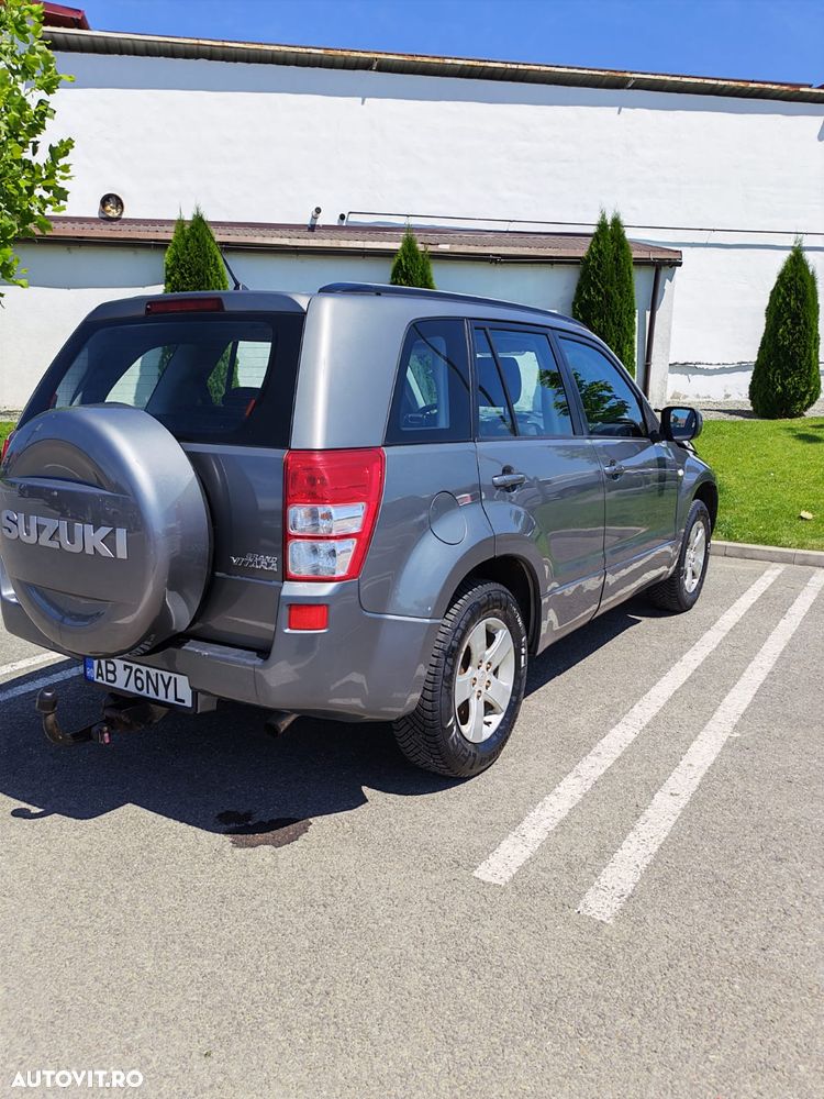 Suzuki Grand Vitara 1.9 DDIS JLX - 8