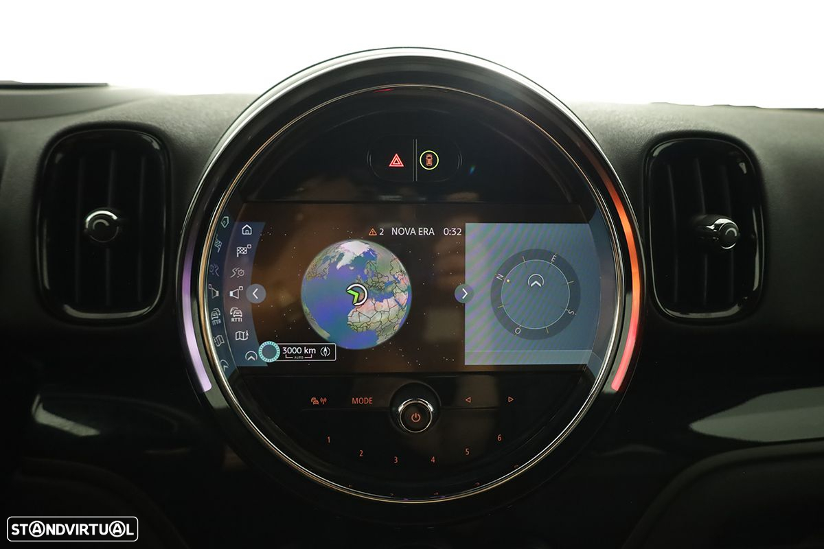MINI Countryman Cooper SE Premium P. Essential Auto - 11