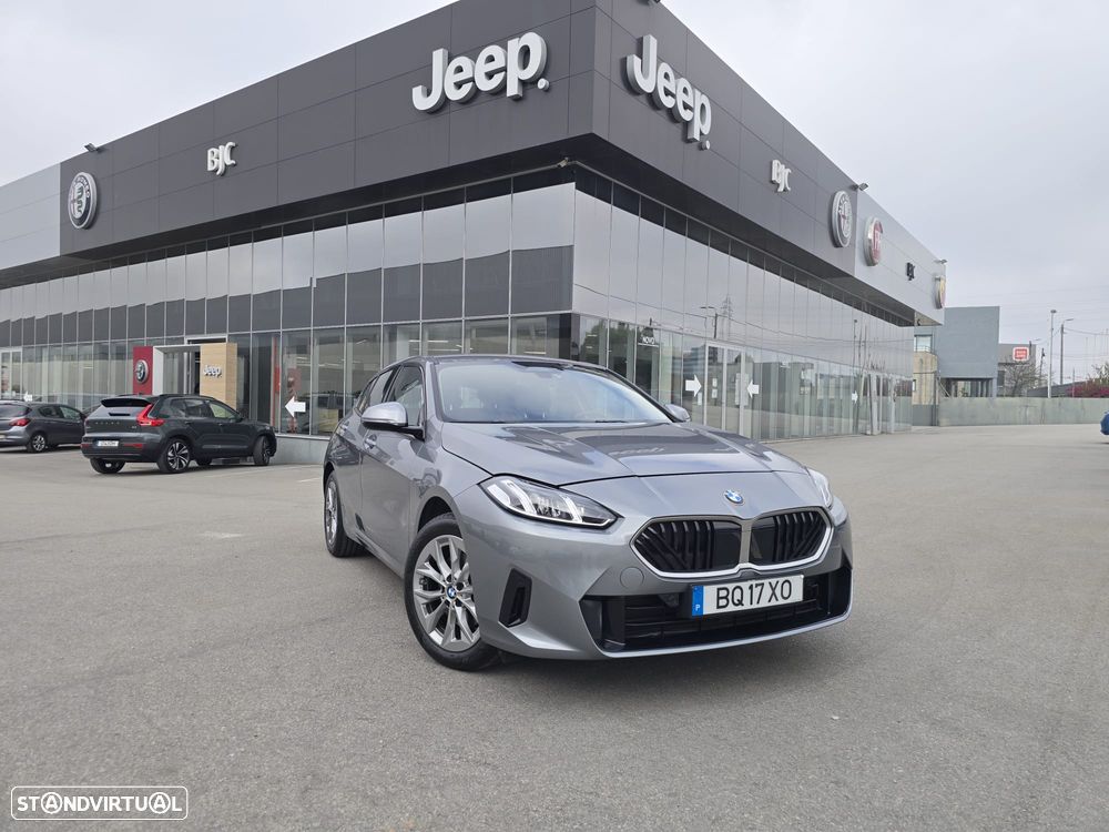 BMW 116 Standard - 1