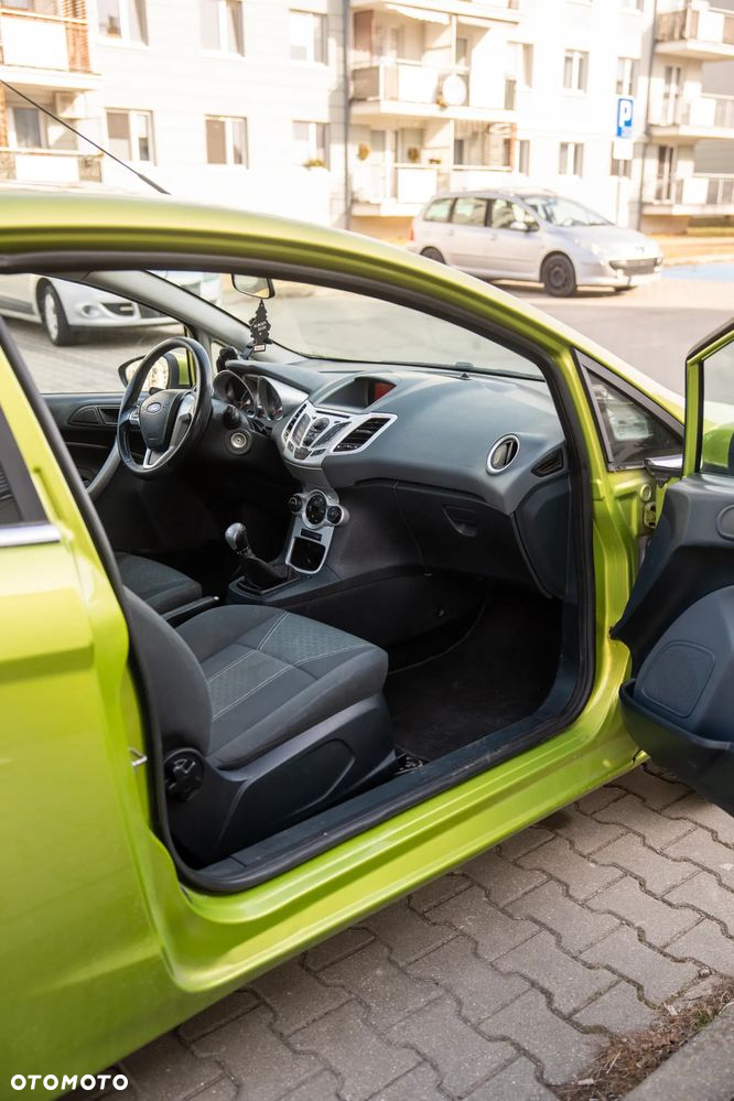 Ford Fiesta 1.4 Titanium - 10