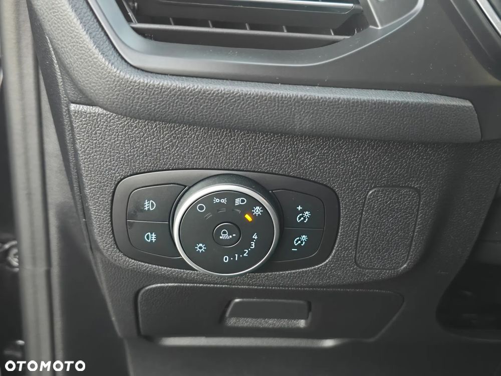 Ford Focus 1.5 EcoBlue STart-Stopp-System TITANIUM - 27