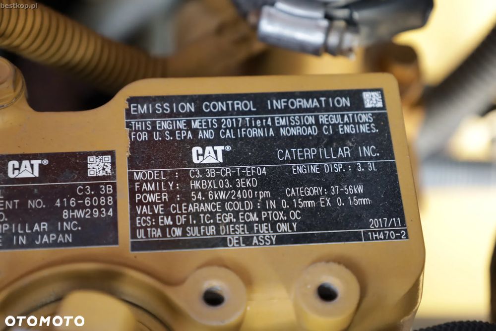 Caterpillar CAT 906M - 38