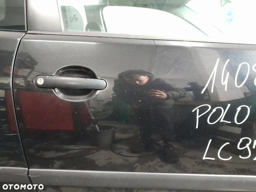 VW POLO 9N LIFT DRZWI PRAWE PRZEDNIE PRAWY PRZÓD 3DRZWI KOLOR: LC9Z - 2