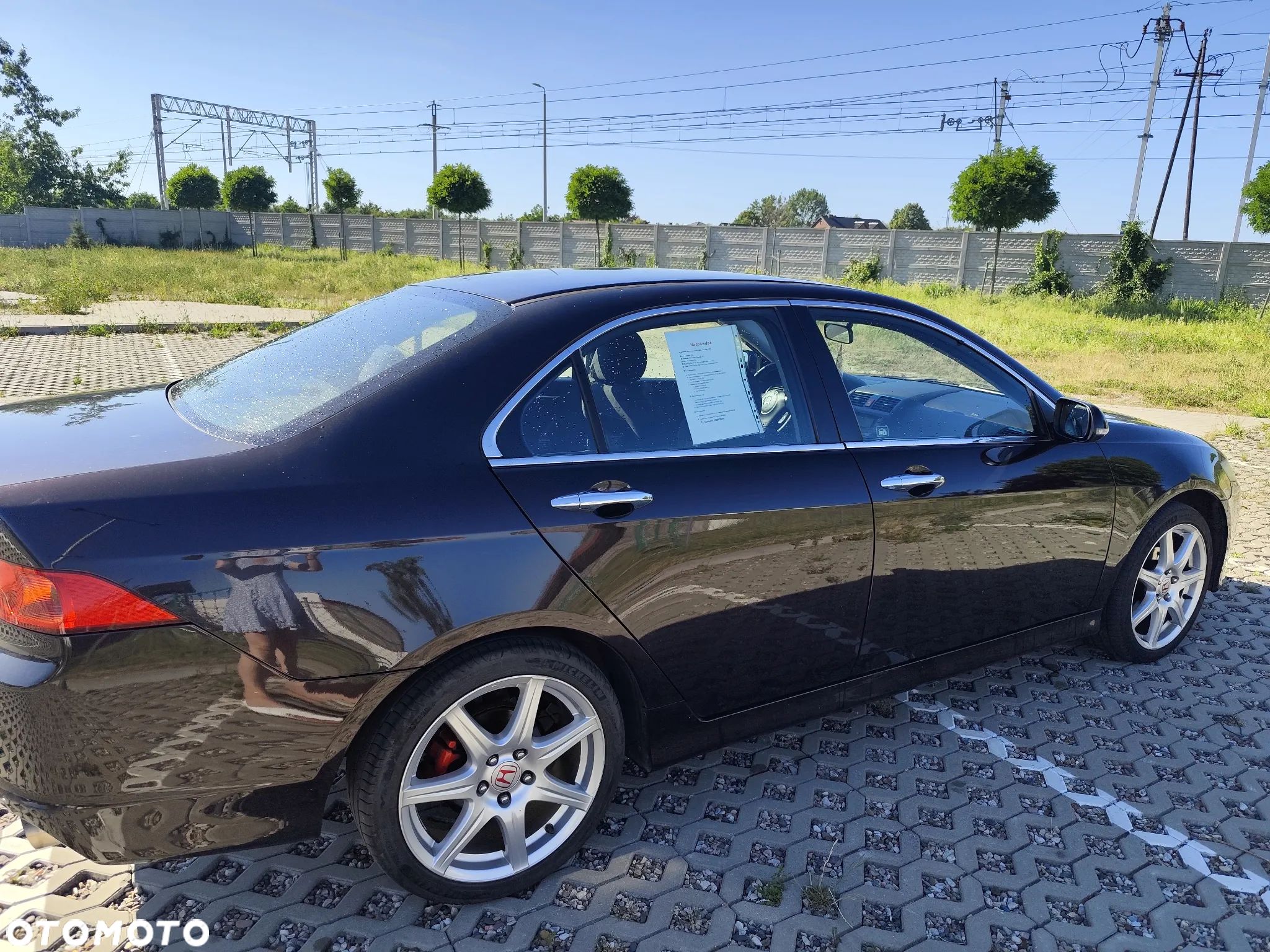 Honda Accord 2.0 Executive - 1