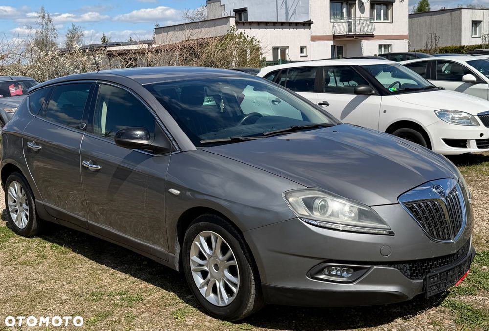 Lancia Delta 1.6 MultiJet 16v Silver - 18