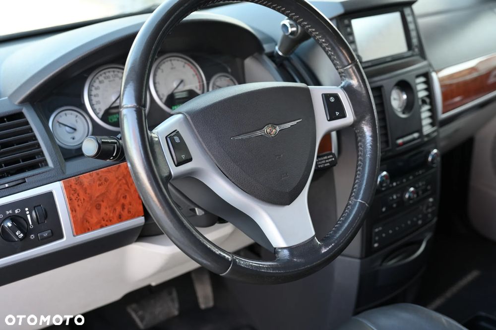 Chrysler Grand Voyager 2.8 CRD Automatik Limited - 31