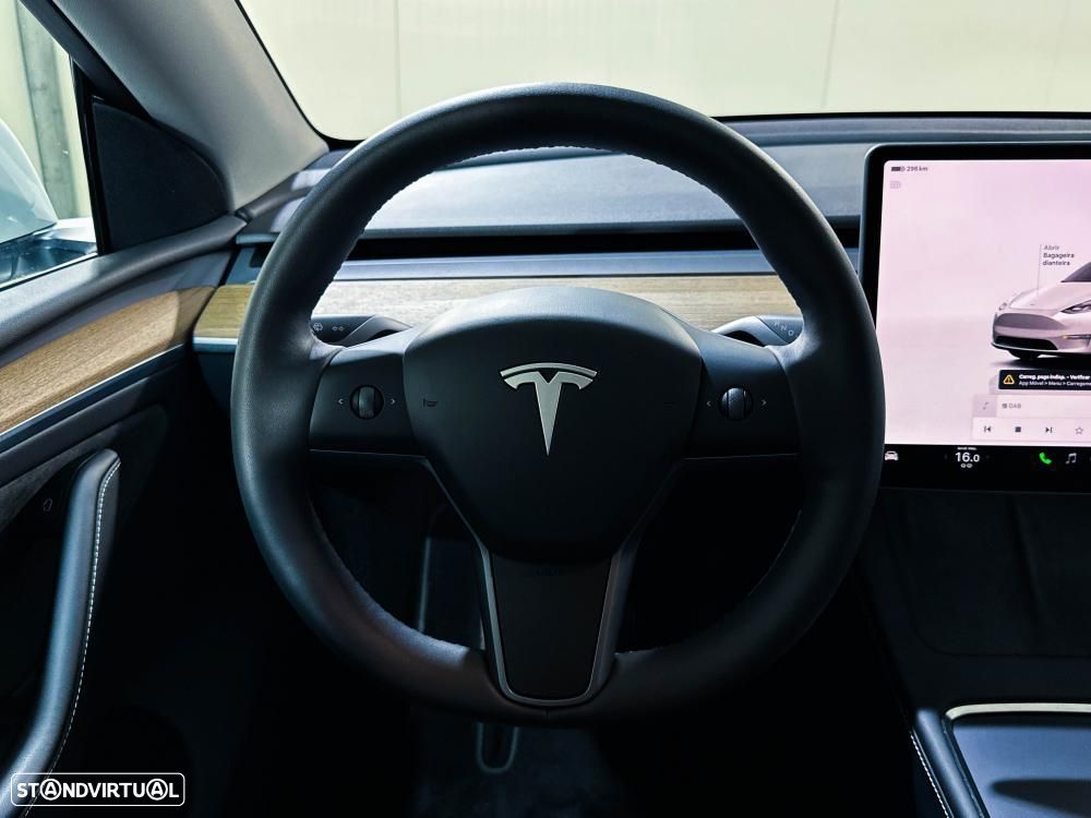 Tesla Model Y Standard - 22