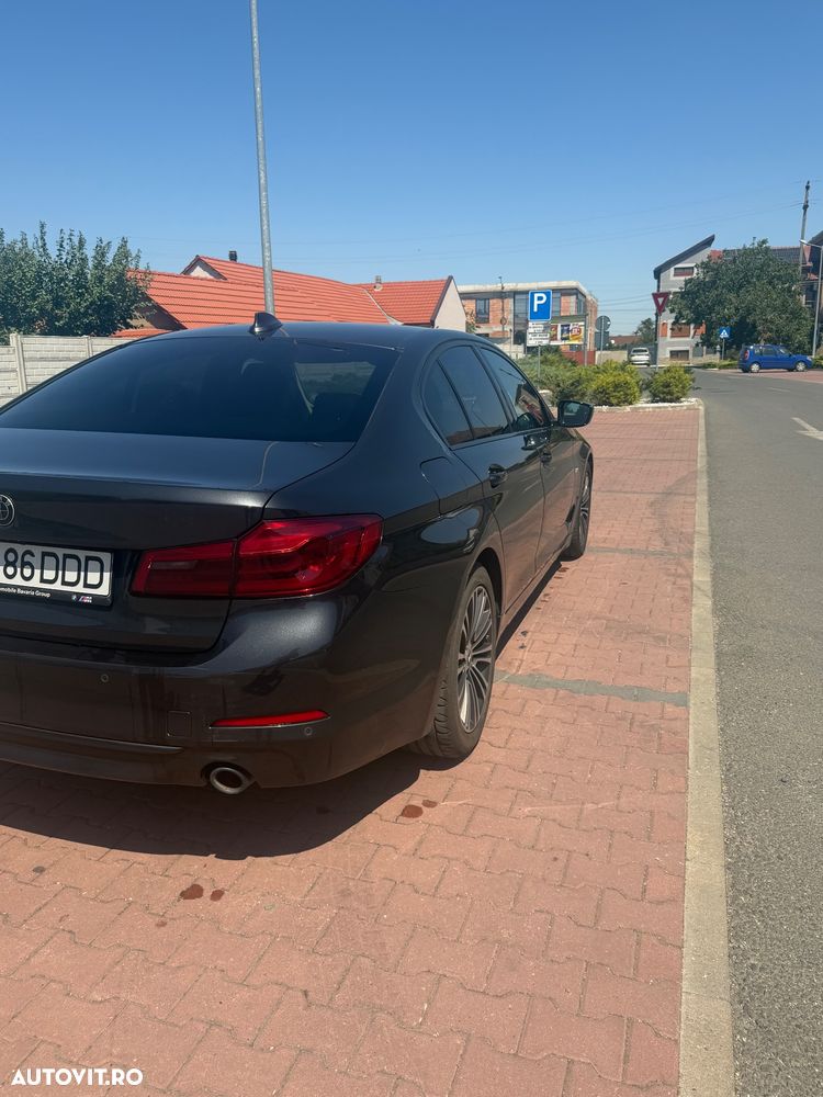 BMW Seria 5 520d AT - 4
