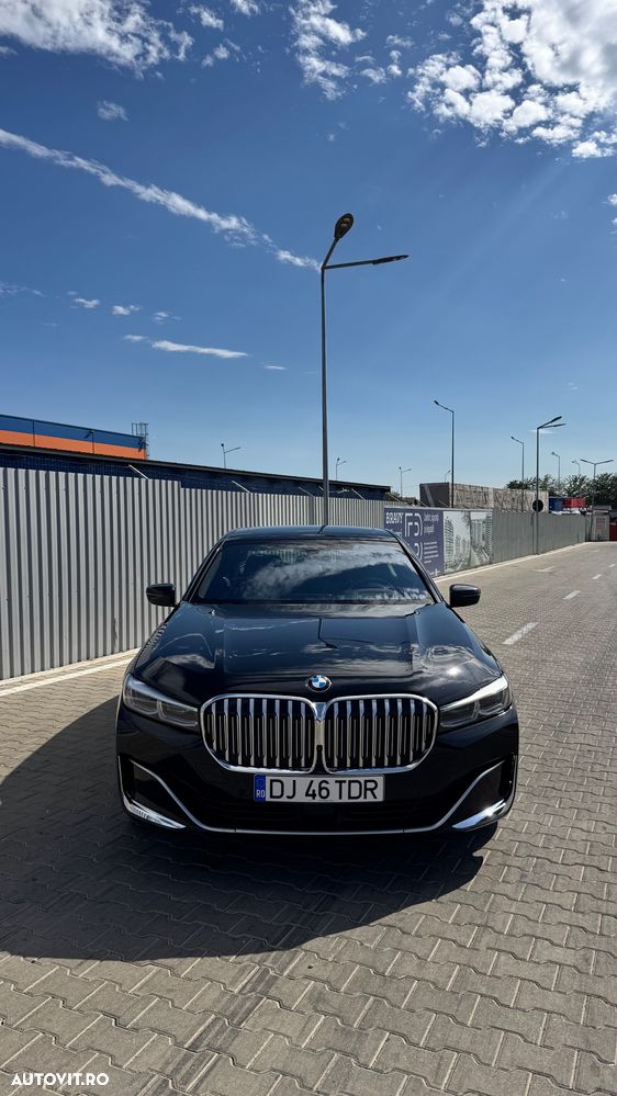 BMW Seria 7 730d MHEV - 7