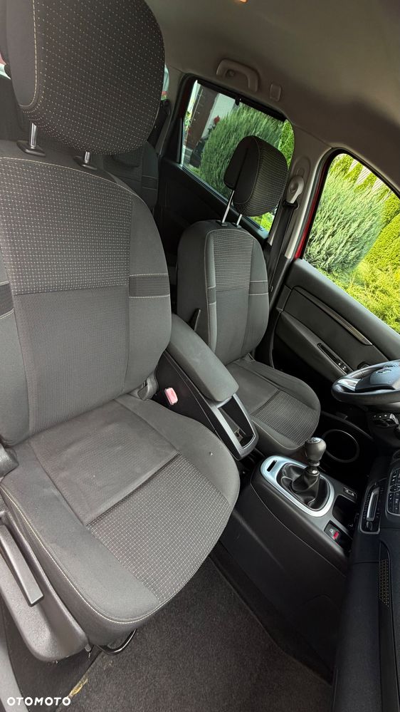 Renault Scenic - 16