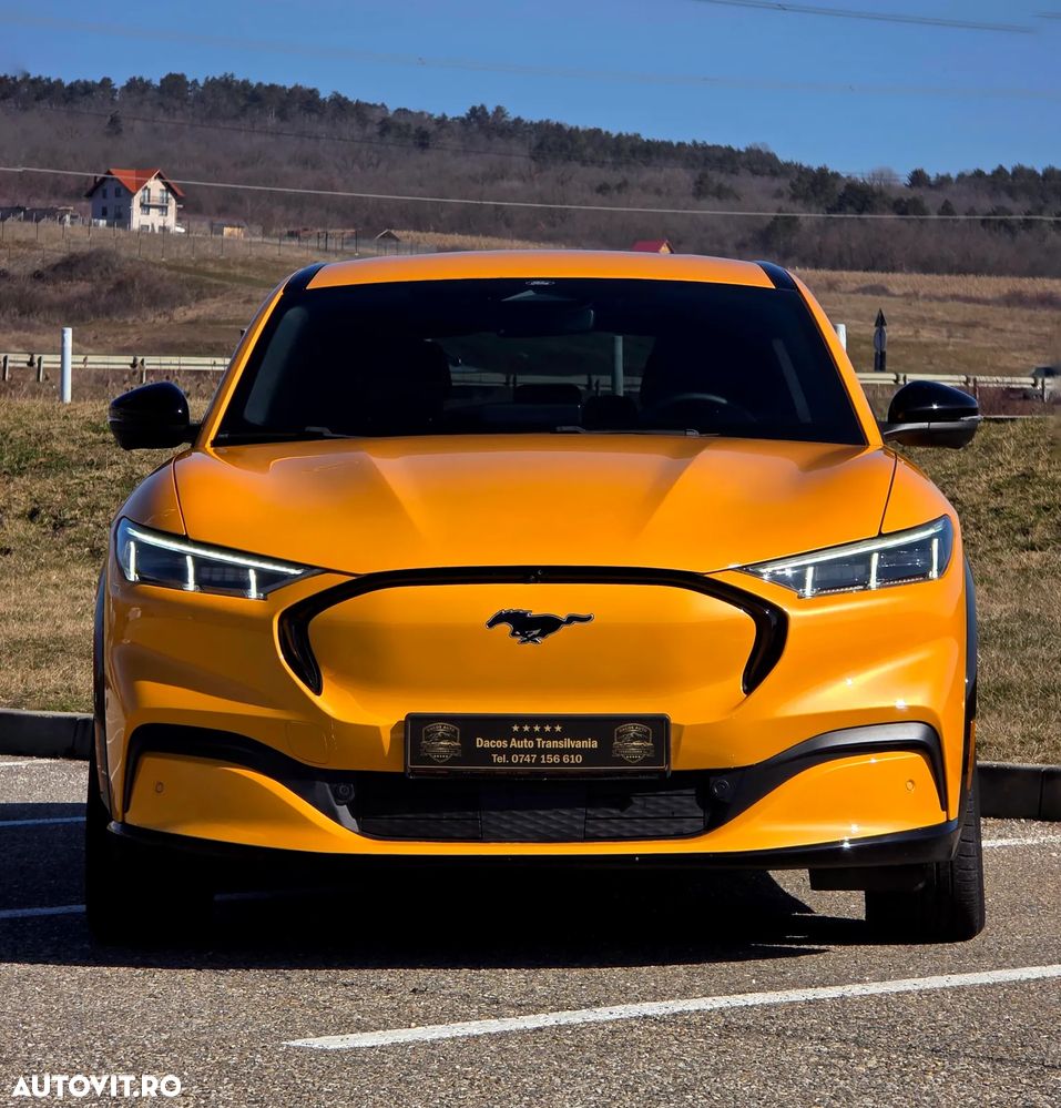 Ford Mustang Mach-E AWD PREMIUM - 3