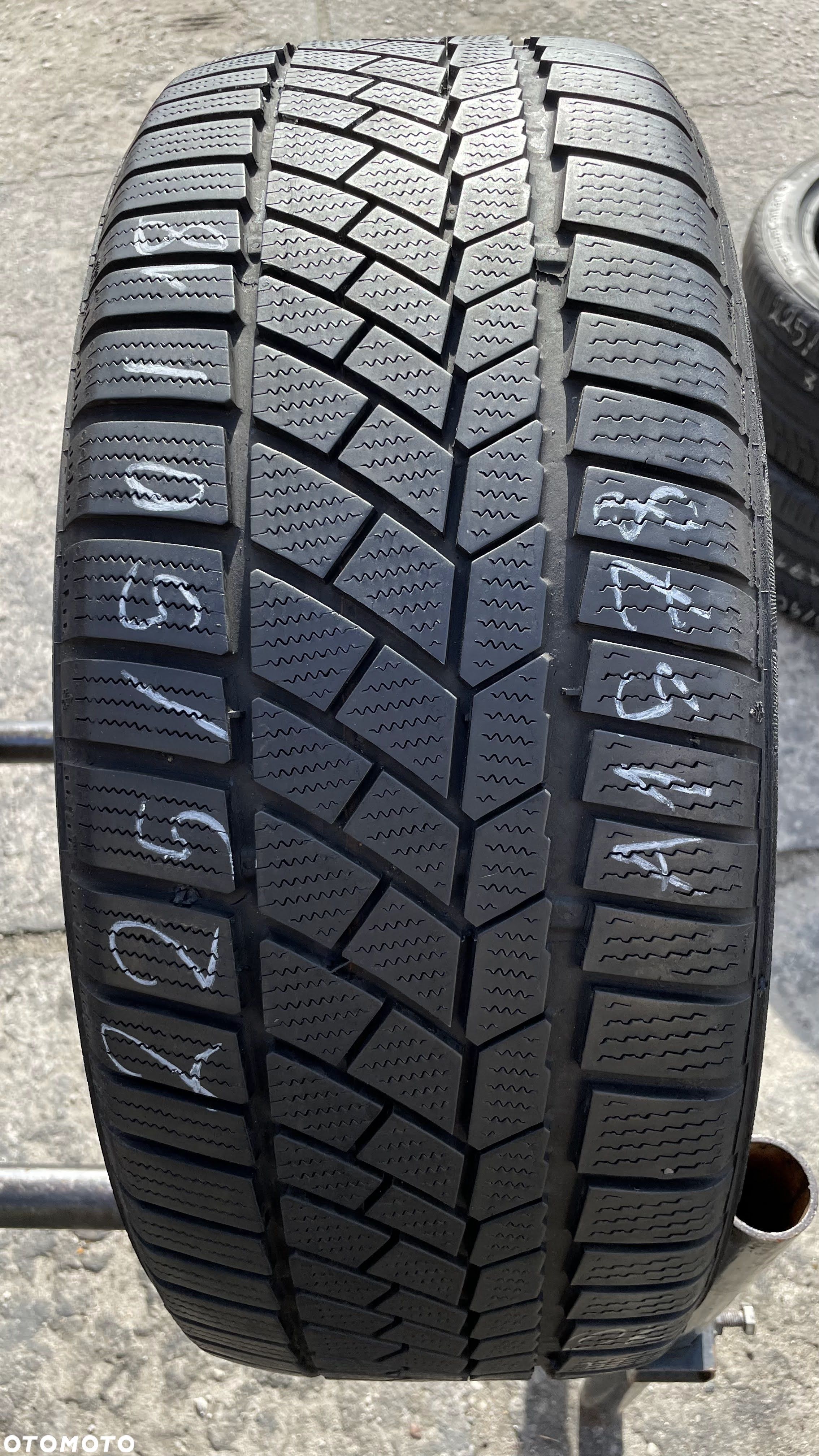 225/50/18 Continental Conti Winter Contact TS830 P SSR H:BMW RSC 99V - 1