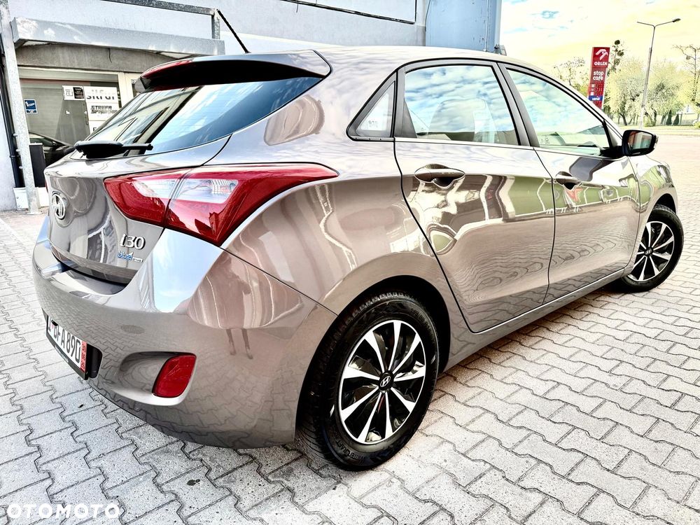 Hyundai i30 1.4 Premium - 3