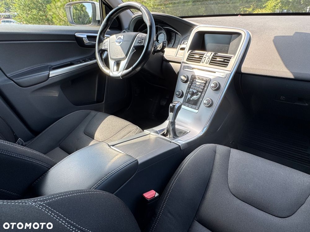 Volvo XC 60 D3 Linje Inscription - 8