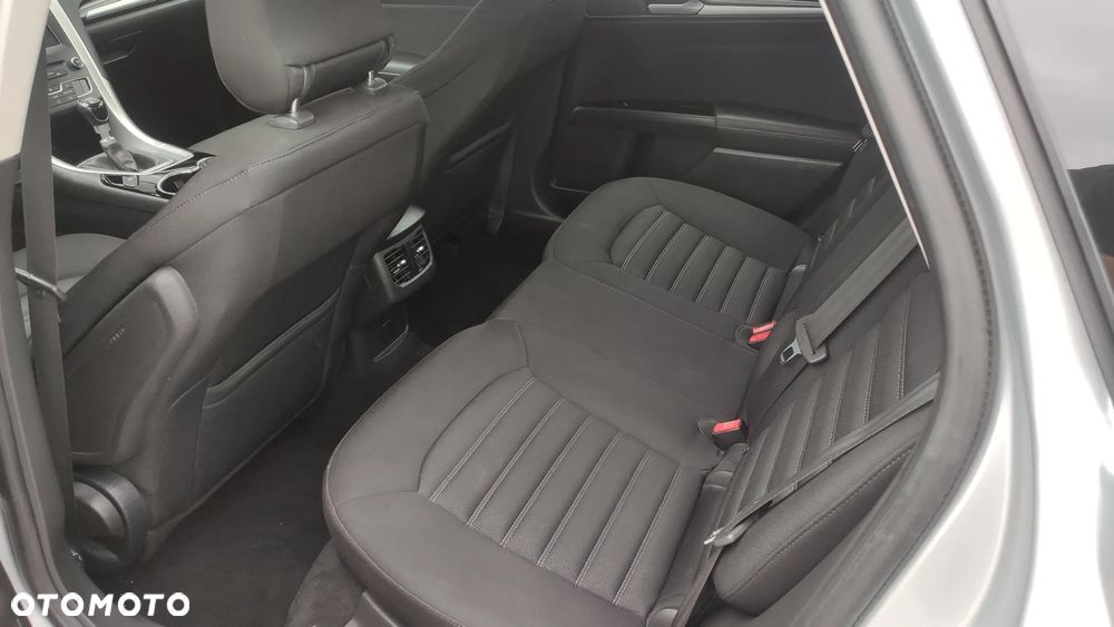 Ford Mondeo - 7