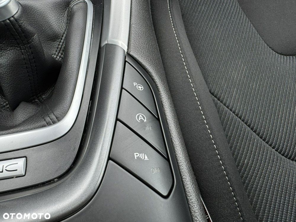 Ford Mondeo 2.0 TDCi Titanium - 26