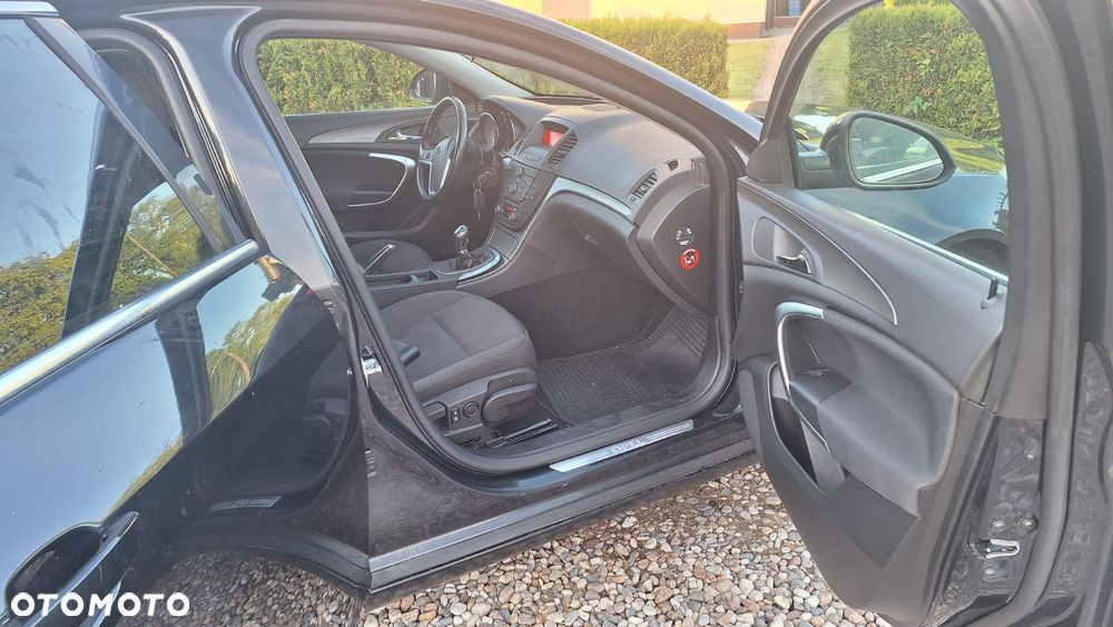 Opel Insignia - 24