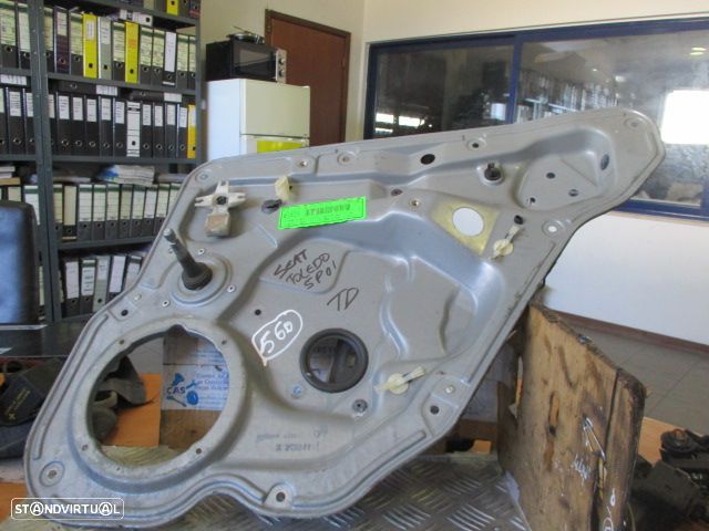Elevador Manual 1M0839756G SEAT TOLEDO 2001 5P TD - 1