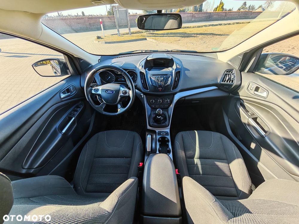 Ford Kuga 1.5 EcoBoost 2x4 Titanium - 11