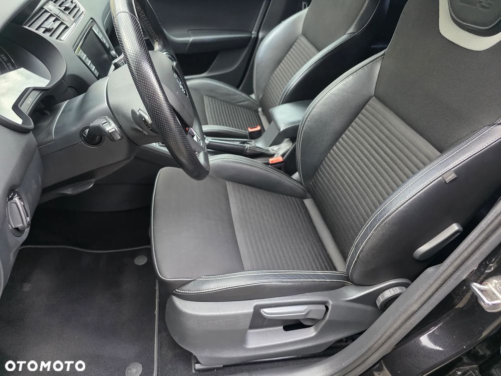 Skoda Octavia 2.0 TSI RS DSG - 11