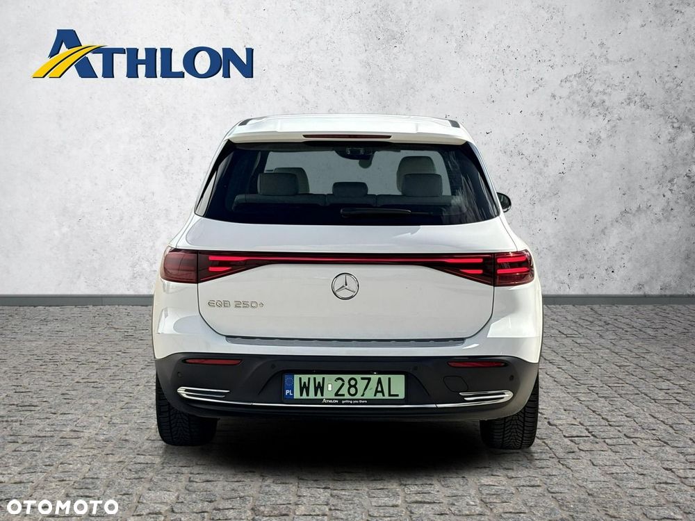Mercedes-Benz EQB 250 70.5kWh Progressive - 4