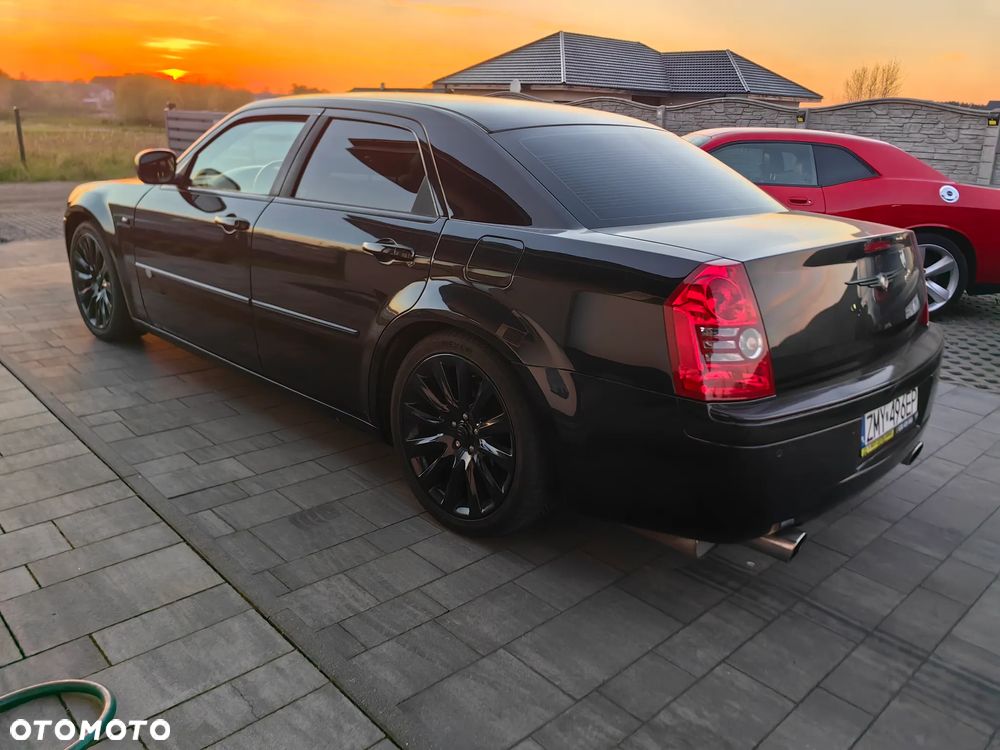 Chrysler 300C - 4