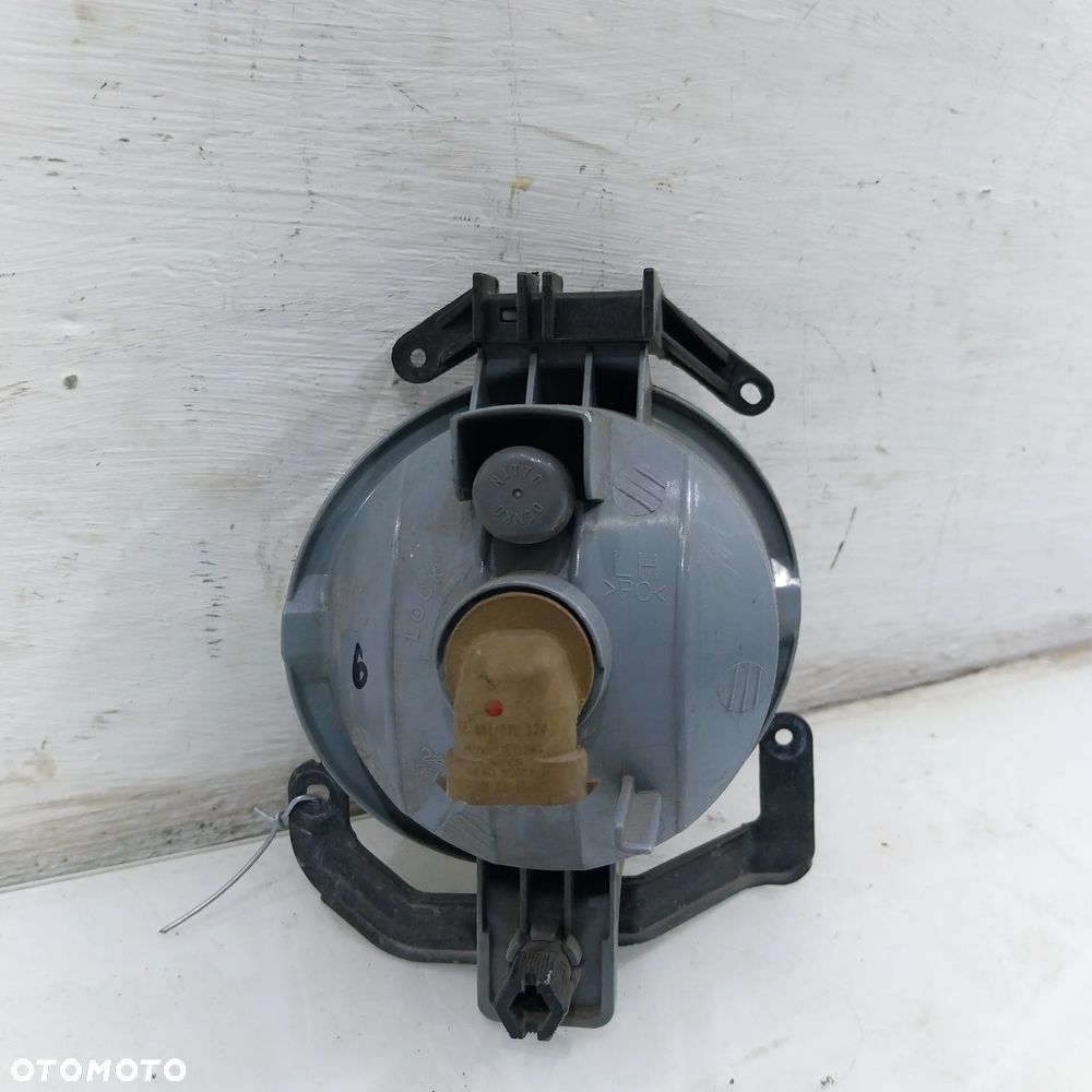 LEWY HALOGEN HYUNDAI I10 2008-2011 H27W/2 - 3