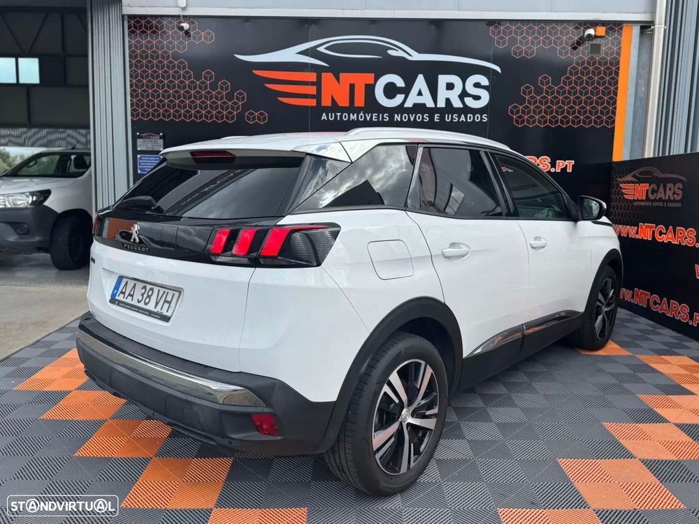 Peugeot 3008 1.5 BlueHDi Allure - 2
